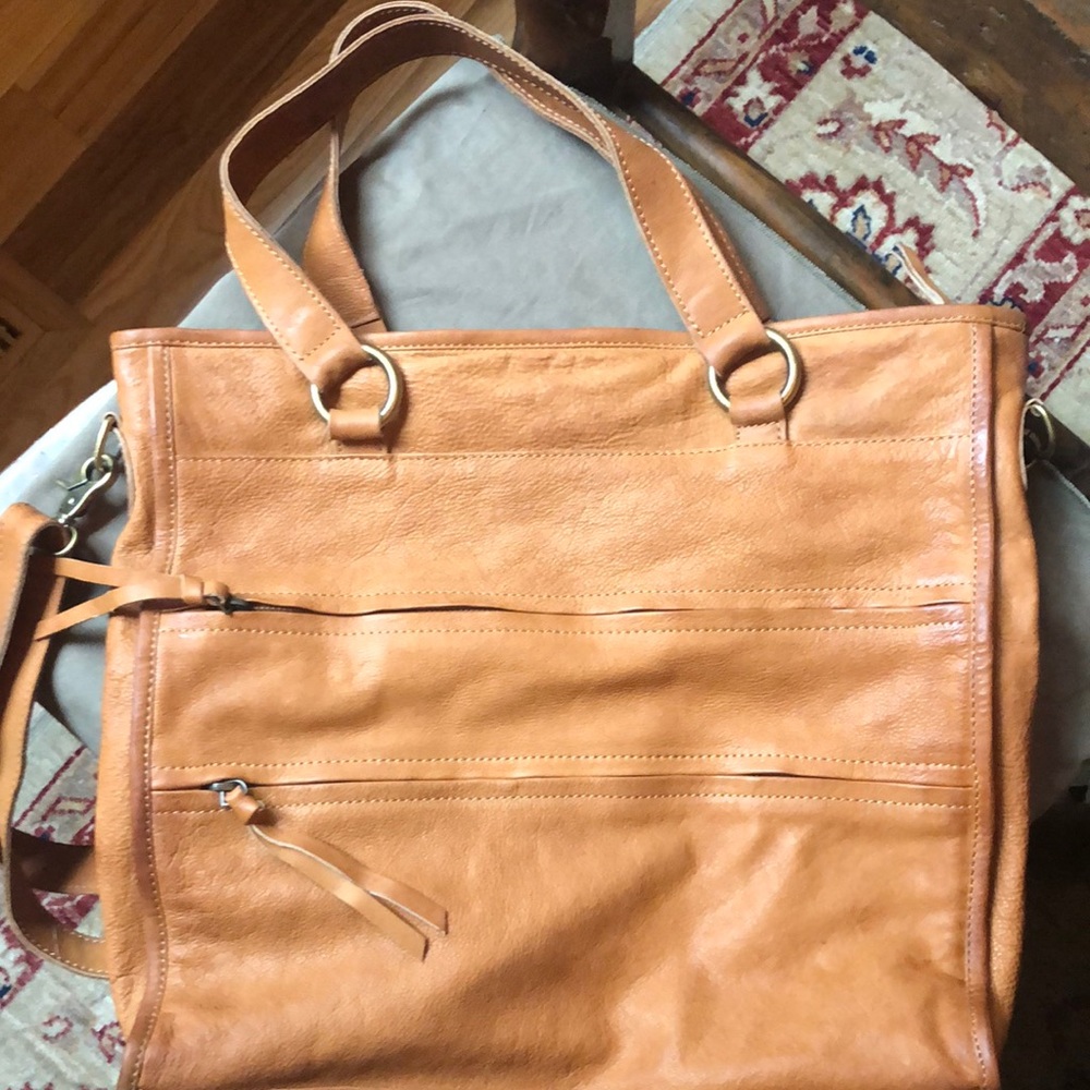 CNP Los Angeles messenger/tote bag.